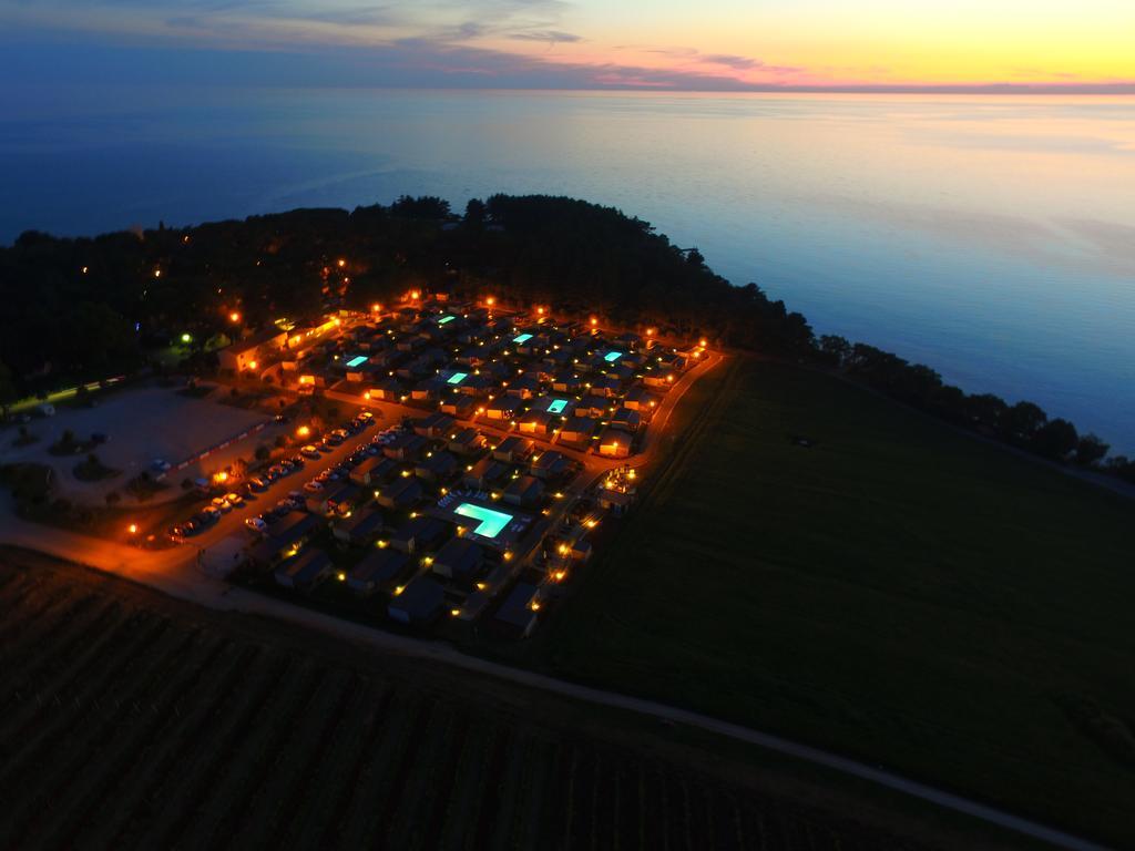 卡斯塔尼亚假日公园高级移动房屋 Novigrad Istria 外观 照片