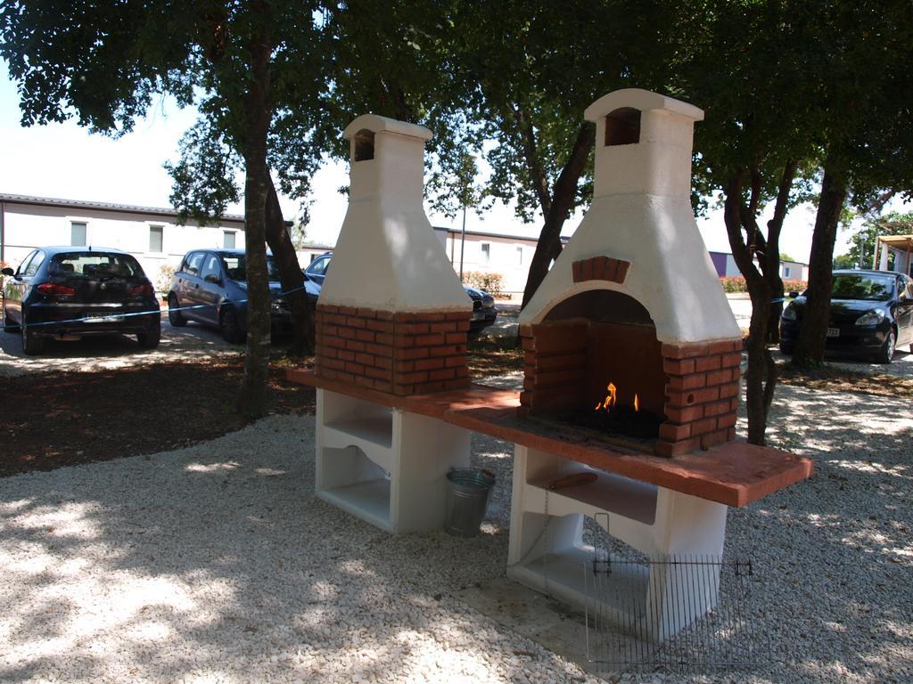卡斯塔尼亚假日公园高级移动房屋 Novigrad Istria 外观 照片